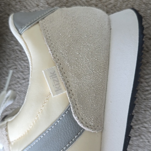 Kizik Milan Nylon And Suede Mist Gray and Cream Unisex Sneakers - Size 10.5 Mens - Picture 5 of 10